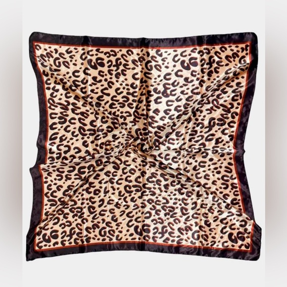 Leopard Silky  Print Scarf - Picture 1 of 2